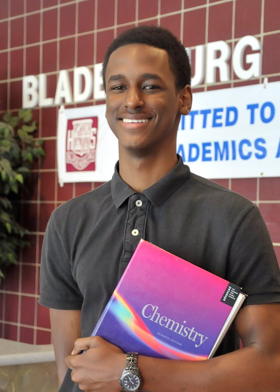 Scholar of the Week: Derrick Fyfield - Bladensburg HS